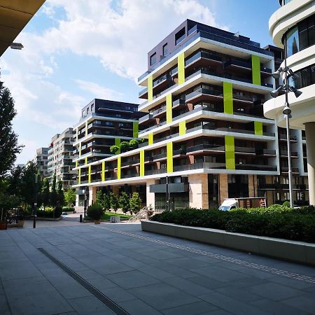 Corvin Promenade With Free Parking Apartment บูดาเปสต์ ภายนอก รูปภาพ