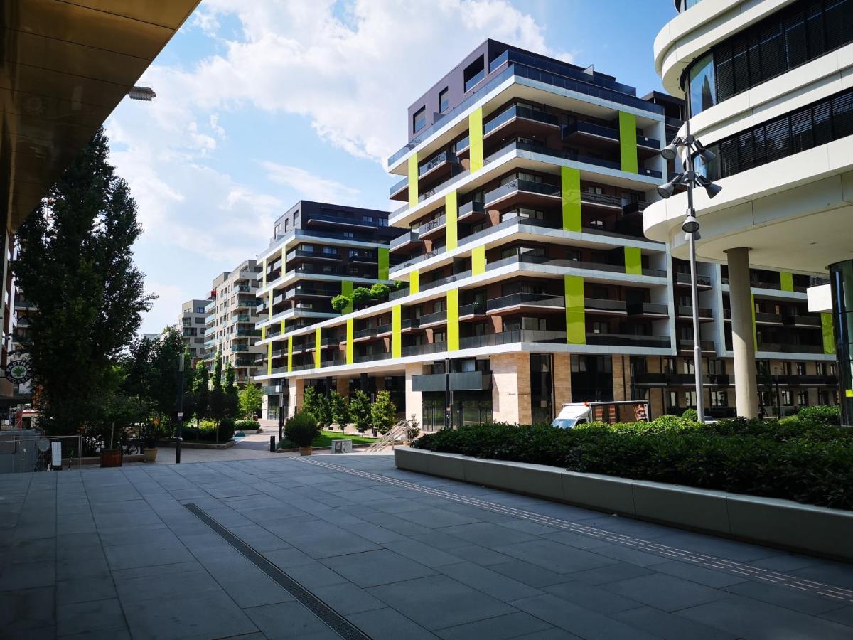 Corvin Promenade With Free Parking Apartment บูดาเปสต์ ภายนอก รูปภาพ